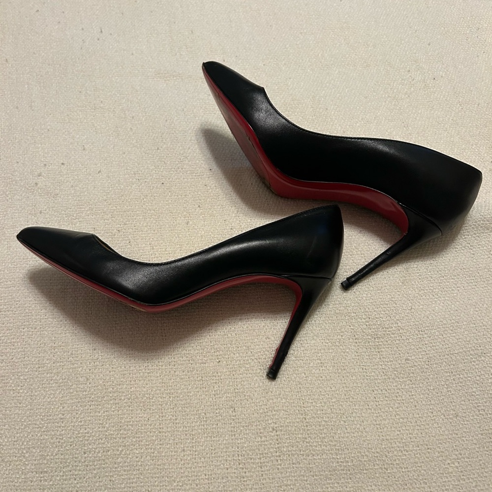 Elegant Black Stiletto Heels
